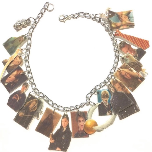 Harry Potter Movie Charm Bracelet - Picture 1 of 1